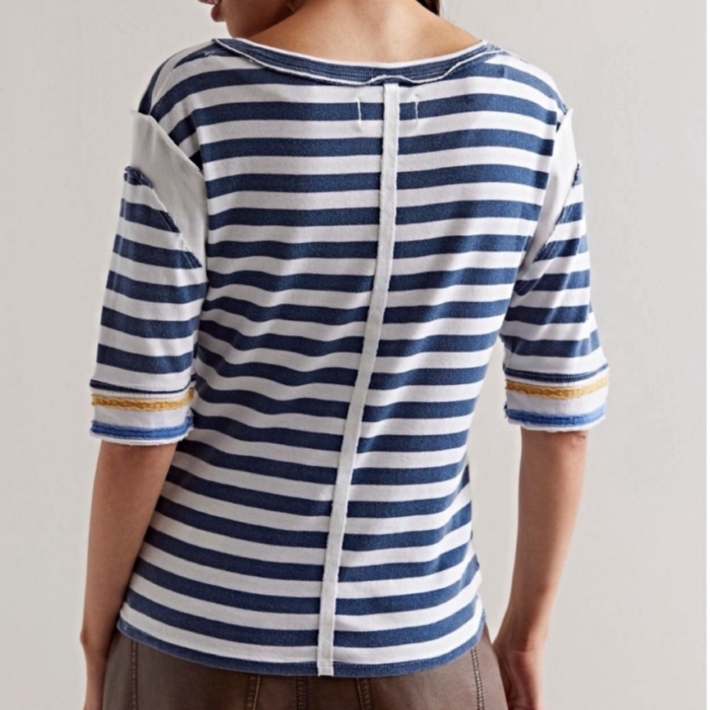 💙NWT’S! FREE PEOPLE Fast Line Tee L Lightweight Shirt Top *Exposed Seams* - Picture 5 of 10